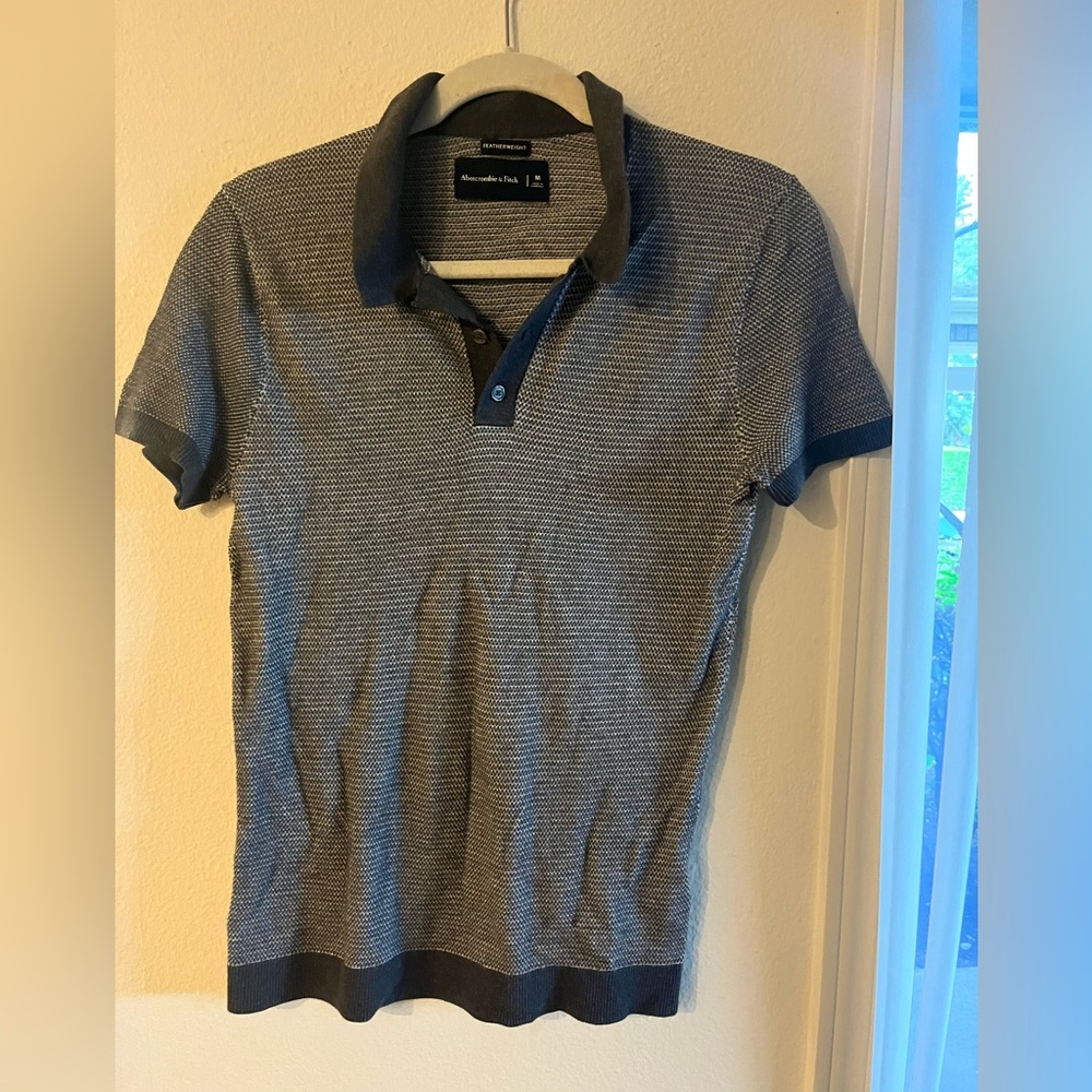 Abercrombie & Fitch Black and Gray Polo